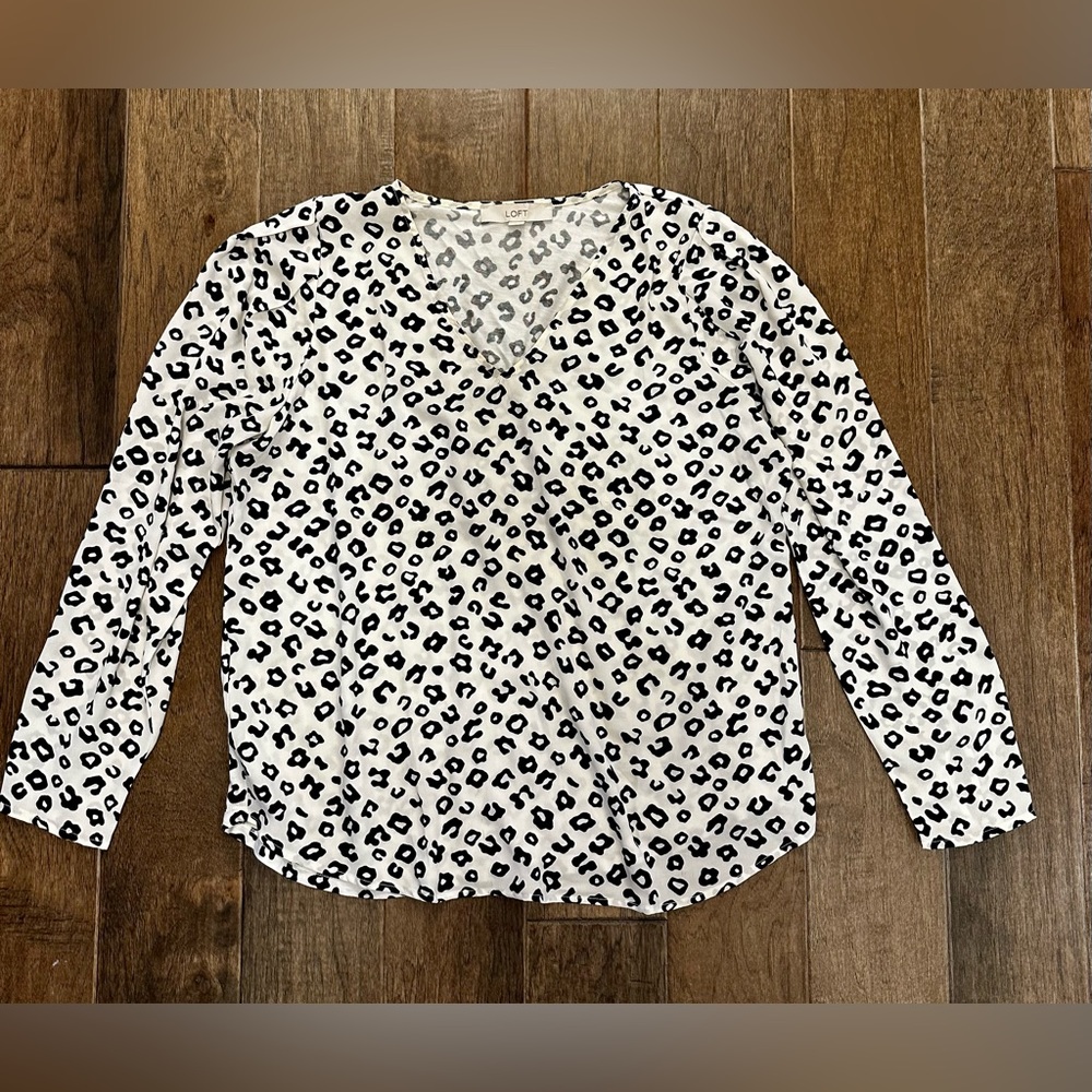 LOFT Mixed Material Leopard Blouse. Size Large.